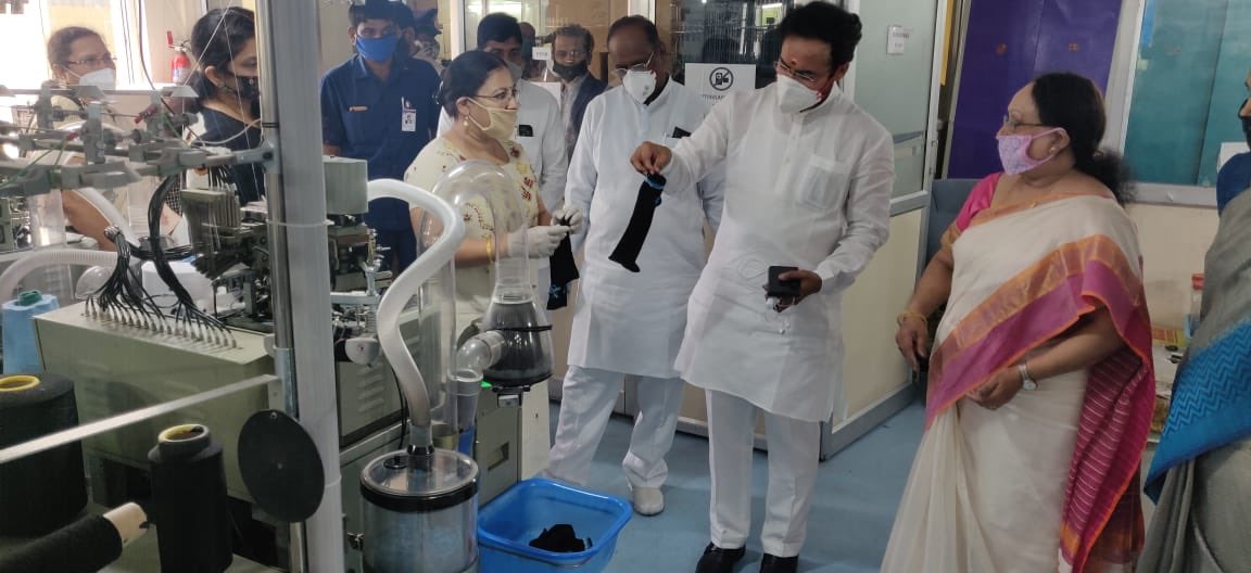 Attended the launch of #COVID19 related products by Start Ups from the AIC ALEAP WE - HUB, Kukatpally, Hyd this morning, along with the Former <a href="/BJP4Telangana/">BJP Telangana</a> Prez <a href="/drlaxmanbjp/">Dr K Laxman</a>, Founder of ALEAP, Smt Rama Devi garu &amp; other enterprising women entrepreneurs.
Sharing a few glimpses.