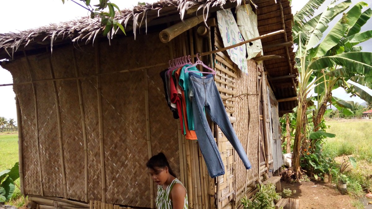 bert_empas's tweet image. UPDATES !! Tulong
We took some pictures of our Covid-19 Response Relief Operations

We are prioritize families in the remote communities :
50 food Packs
Food Packs: 
3 Kilos of Rice
6 different Canned Goods 
2,000 grams of Surf Powder
2 pieces of Bar ( Surf)
10 pcs. Surgical Mask