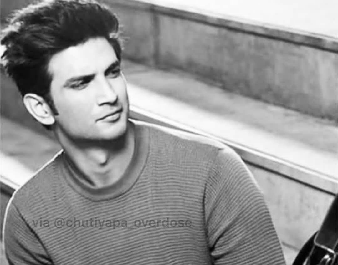 KaverAki's tweet photo. This 2020 is giving us shock again and again #ripsushant https://t.co/Jm11MuzfBK