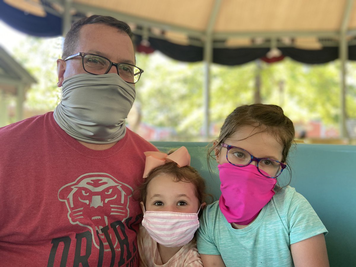 We are so happy to be back! <a href="/SDCAttractions/">Silver Dollar City</a>