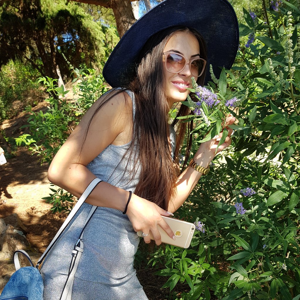 AlessiaBaileyX's tweet photo. 🤎🤎🤎 I love 🌞 days 🤎🤎🤎 https://t.co/TzdxcPtIIP