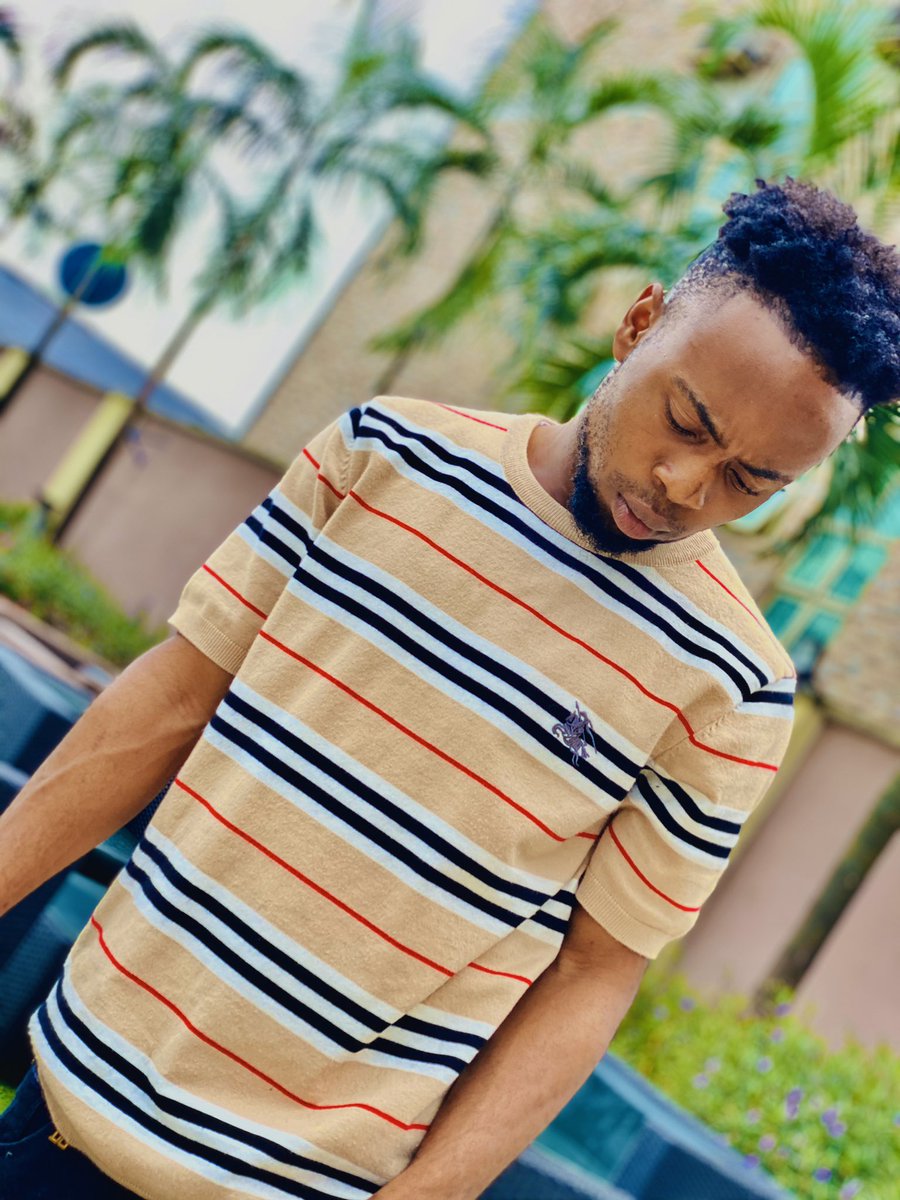 Msurvival1's tweet photo. Giveaway continues today by 8pm today, go and download and listen to my song, and comment your best line of the song. I will be picking randomly.
Happy Sunday. 🔥 https://t.co/vfBEG5IDQf