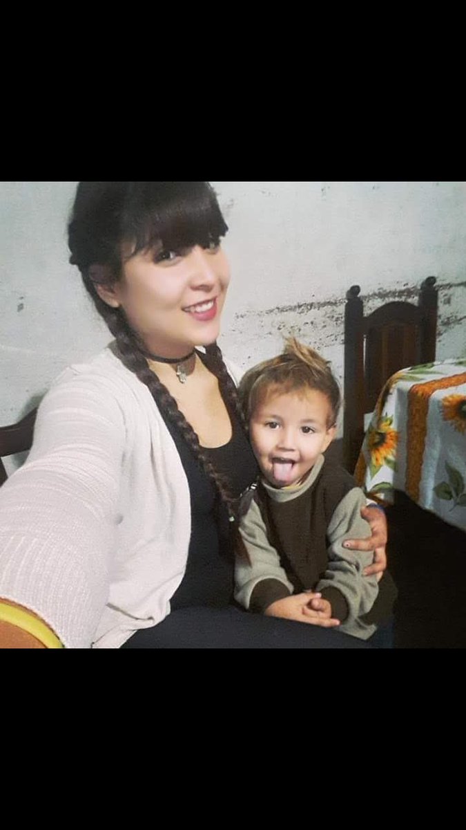 CingolaniLore's tweet photo. Veo todo tan extraño y me llena de dolor.... obvio en mi vida faltas vos.   Te amo mi ángel https://t.co/tVMpTkVVxp