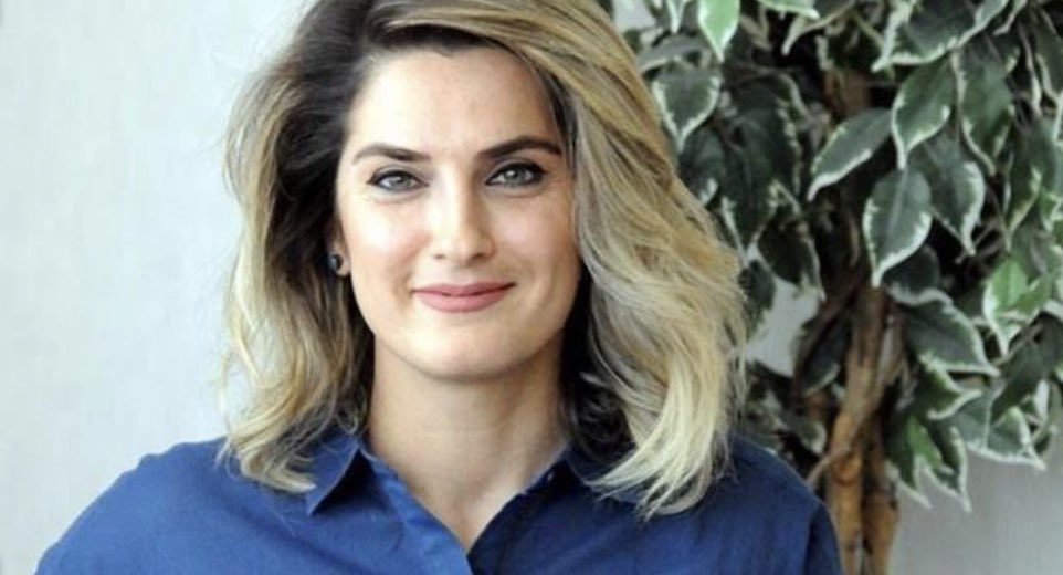 Bu çirkin saldırıya, ve barındırdığı zihniyete lanet olsun. #BasakDemirtasSeninleyiz 
<a href="/Basak__Demirtas/">Başak Demirtaş</a>