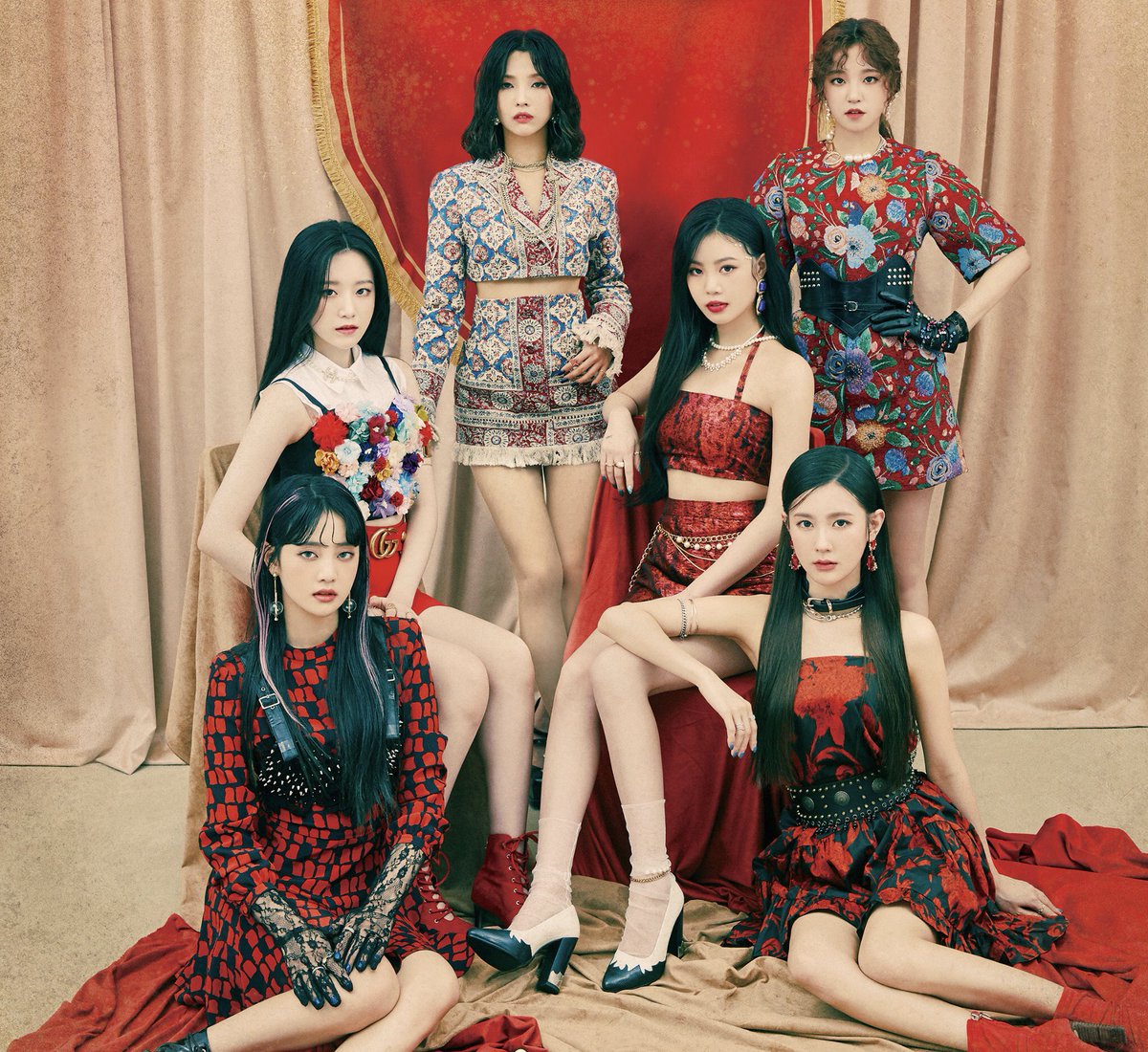 minnielite's tweet photo. ‘I-LAND: WHO AM I’ TICKET GIVEAWAY

> follow @G_I_DLE on twitter

> like and rt this tweet

> comment your favorite idle song and tag: @G_I_DLE #GIDLE #여자아이들 

random winner will be announced on july 3rd! 💜❤️ https://t.co/9FBPtGNIim