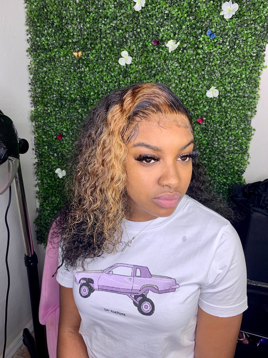 therealpebbles_'s tweet photo. Follow my business pages on instagram 🦋 @_hairbypebbles &amp; @everythingpebblescollection 🤍 
Retweet please🙏🏾 https://t.co/b5lDCLQbfP