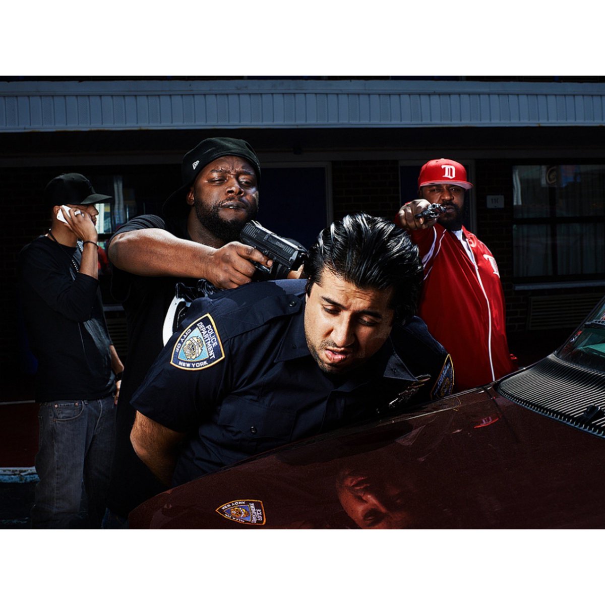 DuckDownMusic's tweet image. 🎂 9 years ago today.

Stream + download the #RandomAxe album by @SeanPrice @guiltysimpson @black_milk -&amp;gt; smarturl.it/randomaxealbum 

Features songs with @_ROCKNESS_ @xdannyxbrownx @rocmarci + more.