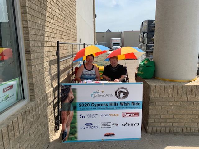 Diggyfoe's tweet photo. Big thanks to the lovely ladies braving the heat yesterday to raise funds for the Childrens Wish foundation! PeaveyMart Medicine Hat proudly donating a Pit Boss grill to help this great cause and the 2020 Cypress Hills Wish Ride supporting it!! Well done ladies! https://t.co/4zPZRYFwkm