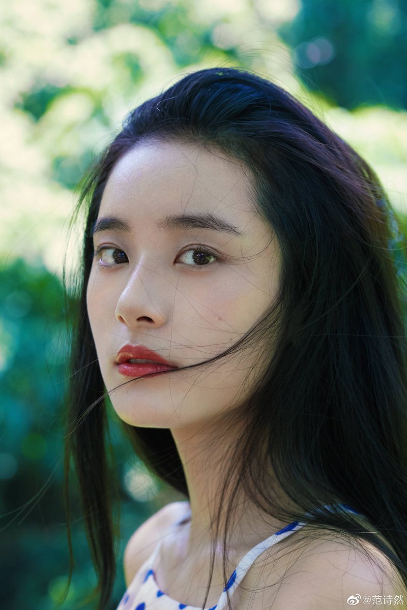 🇨🇳 범시연 范诗然 (배우)

오랜만에 눈이 확 떠지네요 진짜 너무 예쁘심