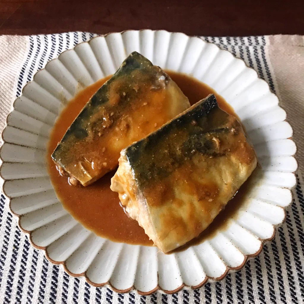 実は簡単で手間がかからない！？電子レンジで作る煮魚の作り方！