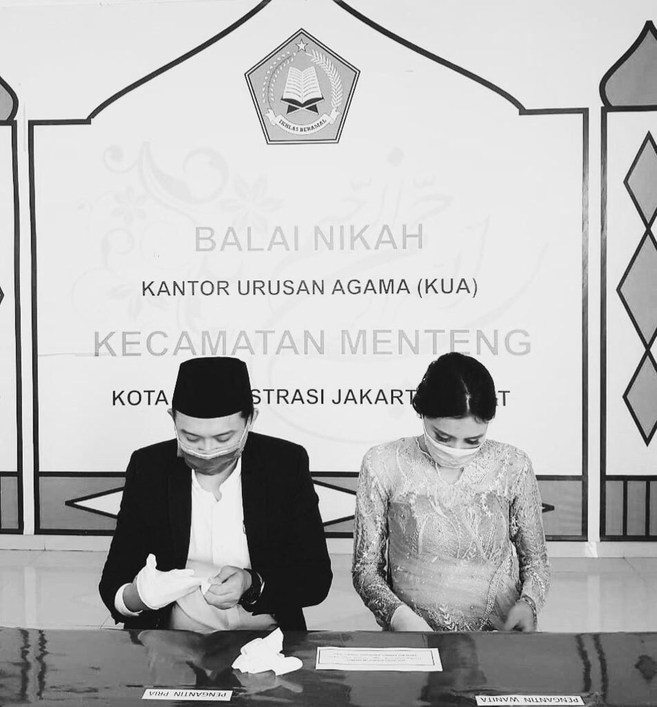 ade_wellem's tweet photo. 12042020 💍 @citranovelithaa https://t.co/EH4fvvwec0