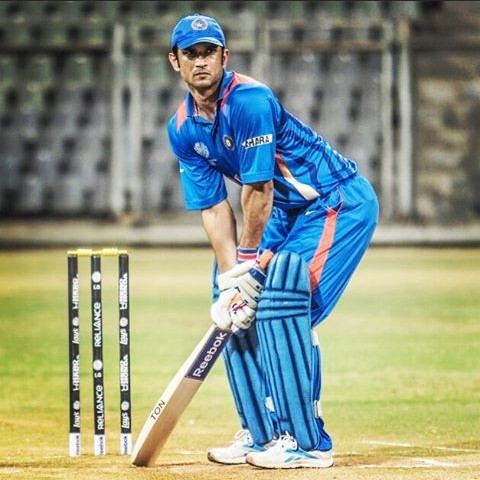 VishakhaGond's tweet photo. Totally shocking &amp; heartbreaking news.💔 Shocked to hear about the death of #SushantSinghRajput
I remember i want to watch Ms Dhoni Untold Story as a Dhoni Fan &amp; returned as Fan of Sushant Singh. 😐😞
#ripsushant https://t.co/SNyNoNxzMB