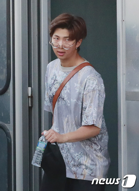 namjoon pics (@rmarchives) on Twitter photo 