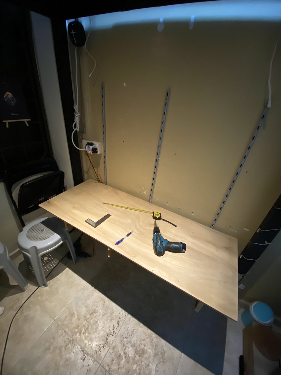 thdwnsdnl's tweet image. Room Makeover in progress🤓
#ProjectStudio