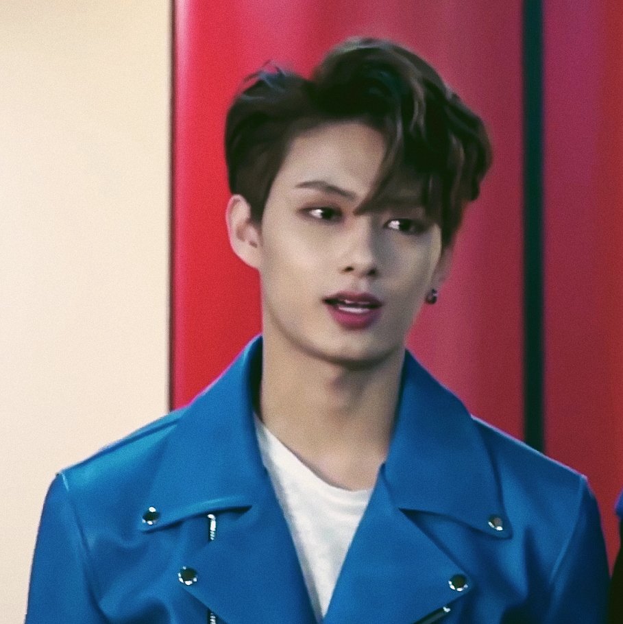 wjhedits's tweet photo. ㅤ
ㅤ            @pledis_17 #세븐틴⁠ #준
ㅤ https://t.co/epB2BWHOVu