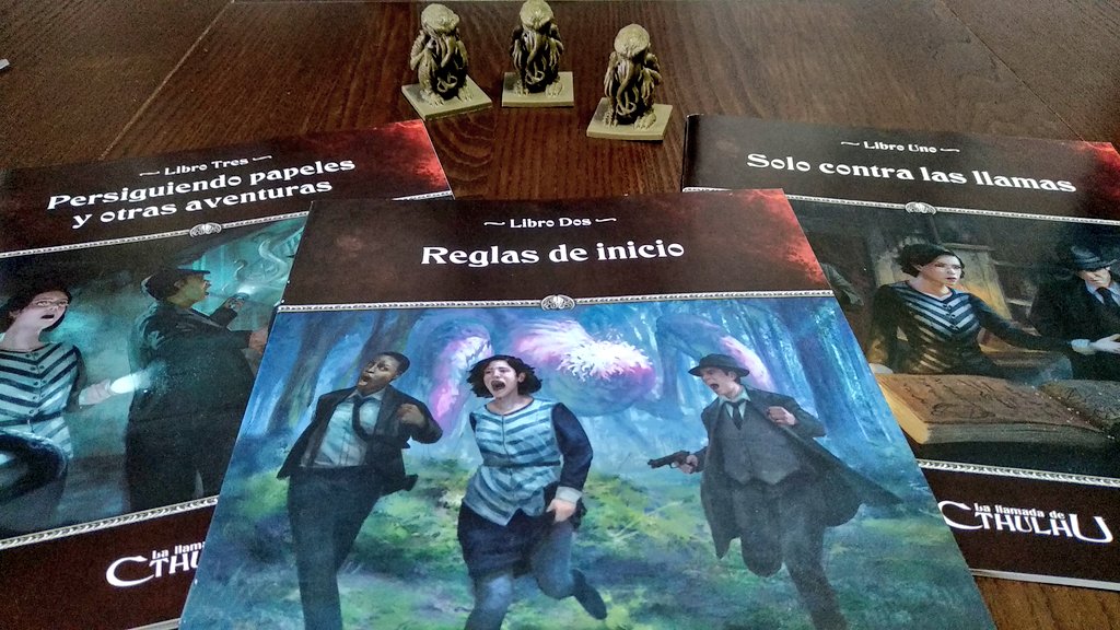 MorweNIam's tweet photo. En la #CajaDeInicio de #LaLlamadaDeCthulhu encontrarás todo lo necesario para organizar tus partidas de #Rol 

#Cthulhu #Dados #Unboxing #Dice #Lovecraft https://t.co/aWGE3tXQL9