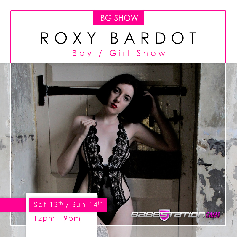 Fancy a cheeky boy/girl show? Roxy is live now: https://t.co/6SuqJQnZL0 https://t.co/zq0HOXLOYX