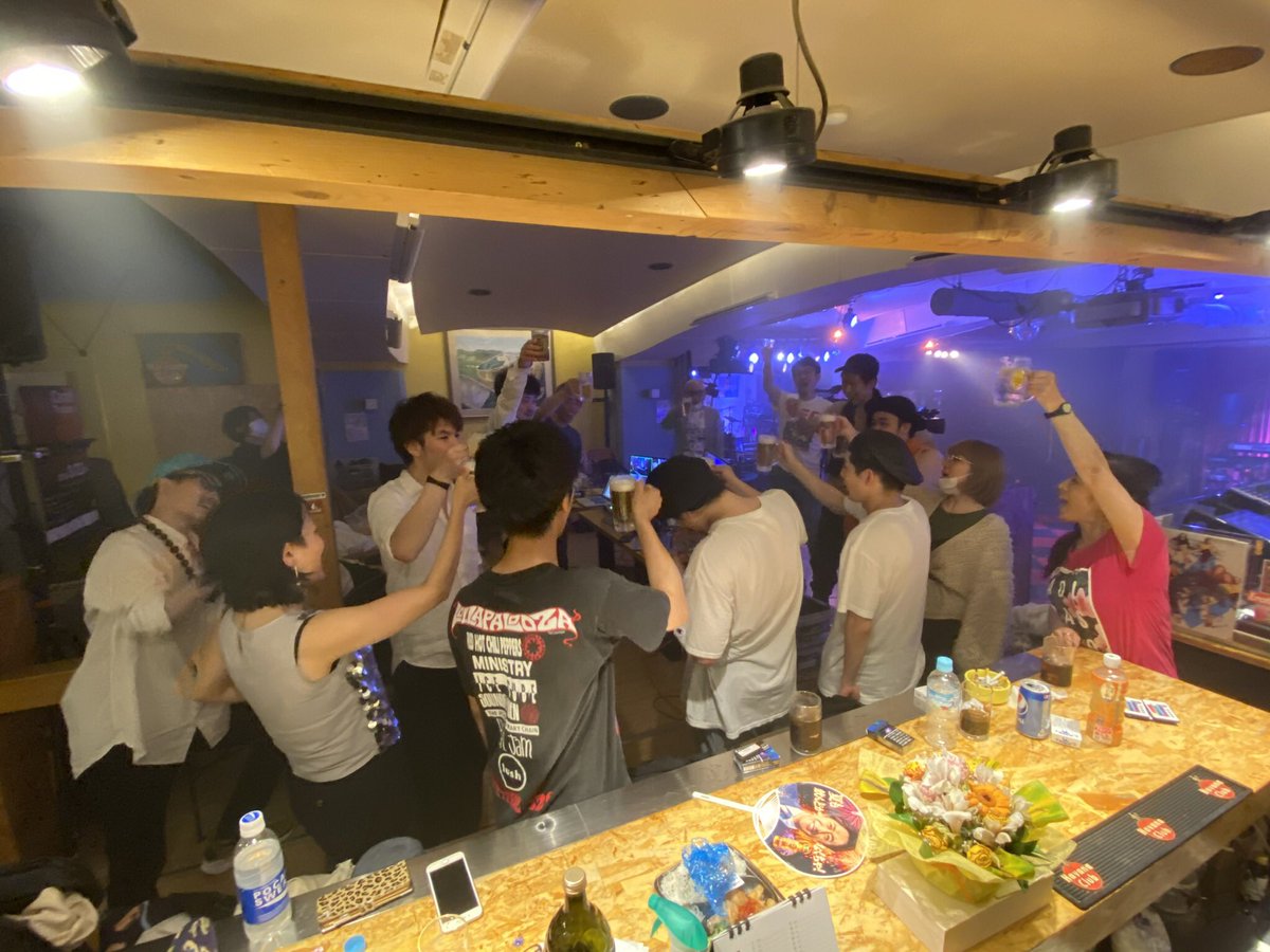 「北如来那とBluck muscks withグッドファーザー」生配信ライブ、無事終了致しました😍感動、涙😭
沢山の皆様にご視聴いただき、感謝致します✨
演者、スタッフ、一丸となり、一つのショー❣️番組❣️になりました💖これからも、楽しいライブ配信コンテンツを追求して行きます🍀ありがとうございました😊