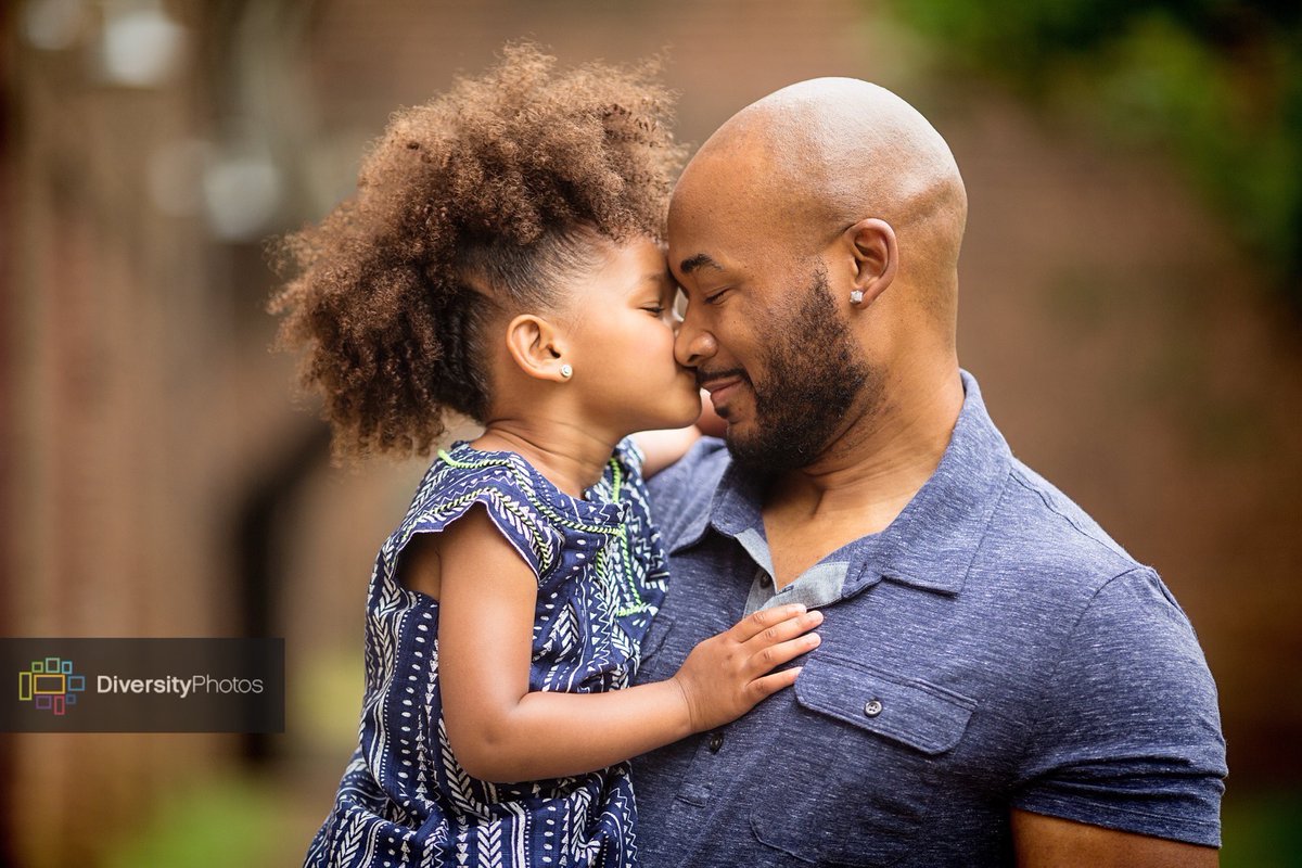 DiversityStock's tweet photo. Father's Day is coming up and these #blackdads are giving us all the feels ❤️. 
Check out the latest images in our June Collection on https://t.co/yLvthmEZUF 
📸 @csphoto_atl &amp; Behind the Glass https://t.co/PEOcFUpMfX