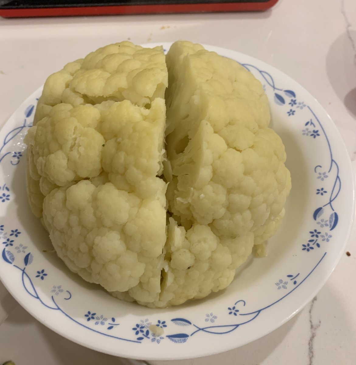 DrAnitaGoh's tweet photo. Can anyone see what I’m seeing here, or am I seeing it because I’m a neuropsych?
#brains #braaaaains https://t.co/jxTM6K7H2R