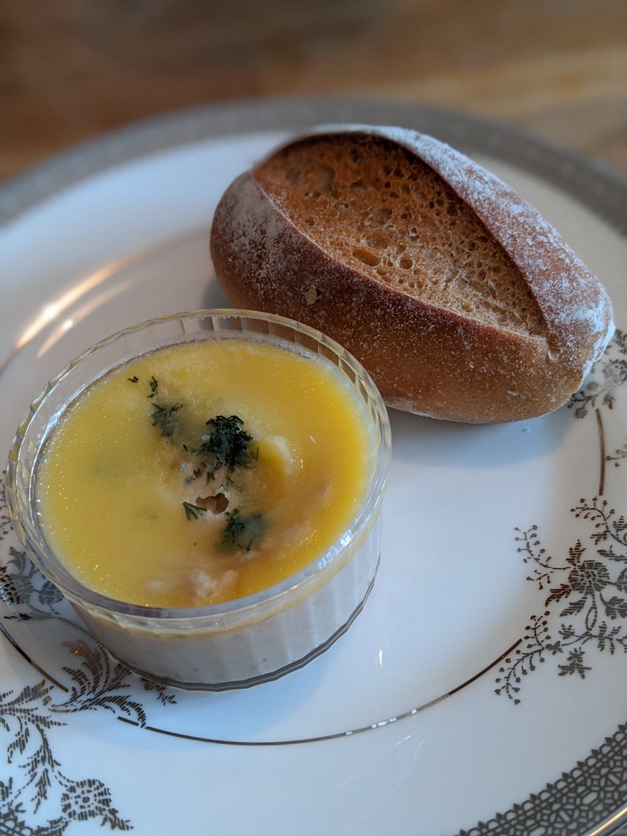 GupteHils's tweet photo. Thanks @blkSwanOldstead, We loved celebrating our anniversary with fine dining delivered to our door. #madeinoldstead #tommybanks #finedining #lockdown2020 https://t.co/tjuarmJDC7