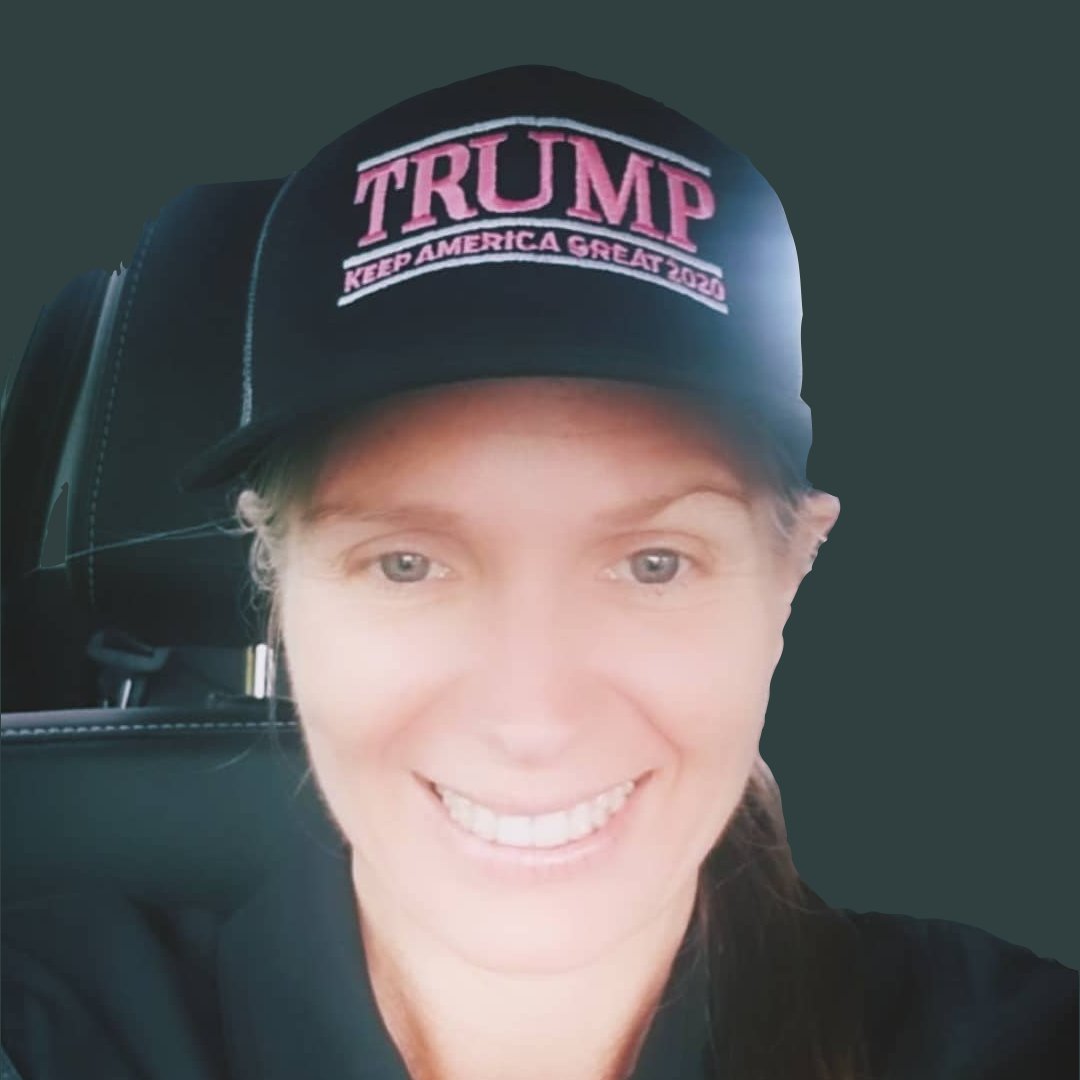 MrsFit72's tweet photo. Happy birthday to my President @realDonaldTrump. I love and pray for you daily. Thank you for loving America and Her people. #Trump2020 #BirthdayTrumpTrain #GodBlessAmerica #Trump2020 #OneNationUnderGod https://t.co/br8yK4NtiD