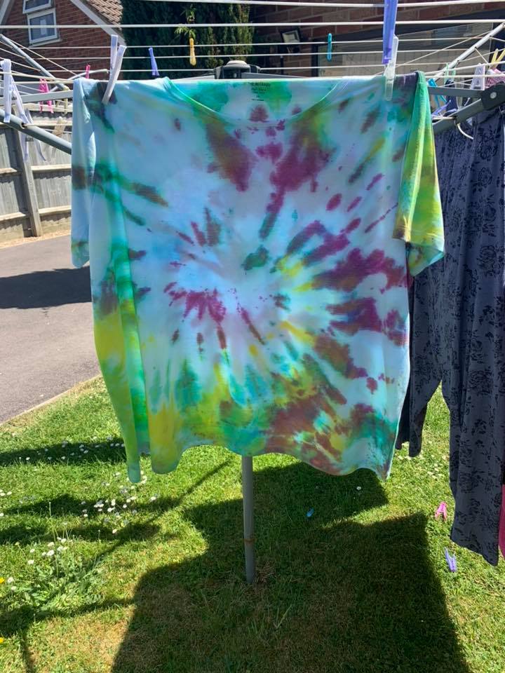 StyleAcre's tweet photo. It's official tie dye is cool again. 😎 People we support in one of our supported living households loved trying some tie dying. We think the result looks pretty fab! 💛💜🧡💚 Anyone inspired to try other retro throwbacks?

#90sCool #80sCool #Retro #TieDye https://t.co/YLSXuOR8Z1