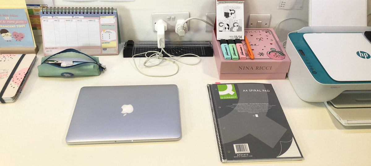 Your own personal work place at home, organised and clean. I’ve spent so many hours at this desk in my student accommodation and it has really kept me focused while planning or writing my assignments.