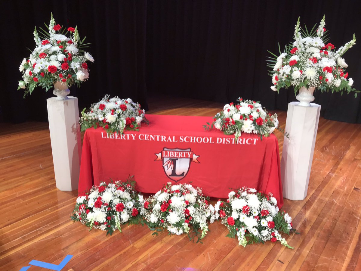 LibertyHS_NY's tweet image. Day 1 of LHS Virtual Graduation is complete and it was wonderful! It was heartwarming to see all of your smiling faces again. Thank you to our amazing staff for making it possible. #LibertyPrideNY