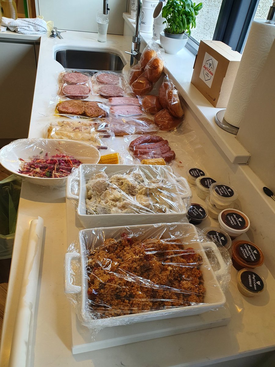Cormac88's tweet photo. @OliverDunne Had the @BeefandLobster home BBQ Classic box and The World Box, with Cocktails. #Amazing #stilldoingitright #GrahamsCocktails https://t.co/seZhn143A4