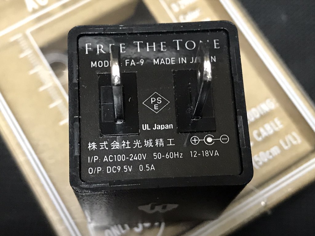 SDMF_Inc's tweet photo. 続けて、
My New Gear
FREE THE TONE
FA-9 CUBY
AC ADAPTER
これは、
Lee Custom Amplifier
12AU7 Tube Buffer/Booster
用に購入したACアダプター。
ACアダプターも安心安定、
低ノイズ小型の
FREE THE TONEに❗️
️#FreeTheTone #FA9
#CUBY #ACAdapter
#ACアダプター https://t.co/goXlOza2HA