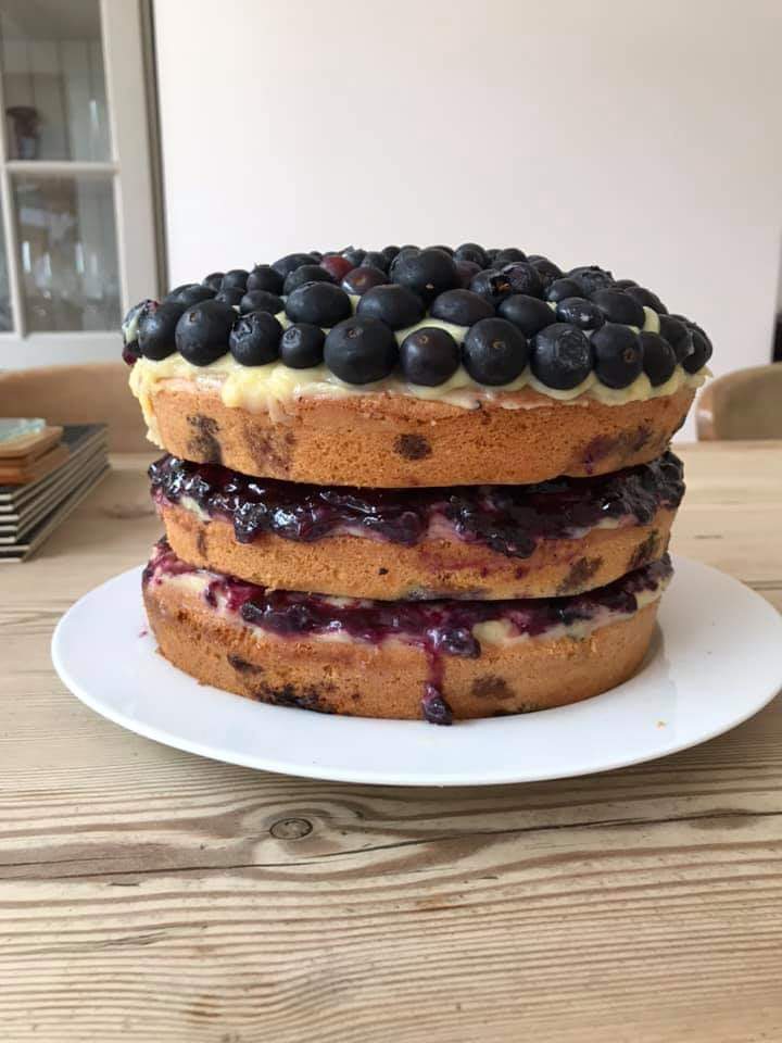 Today is the last day to run the #summerleaguelondon #10k and #400mrelay 🏃💪 Remember to reward yourself with some tasty #cake 🍰 

#running #runningclub #staysafe #stayactive #baking