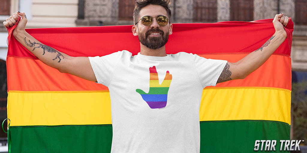 StarTrek's tweet photo. Celebrate #Pride with the #StarTrek collection 🖖 https://t.co/kGsvn9SAGd https://t.co/hZpH1YSzvd