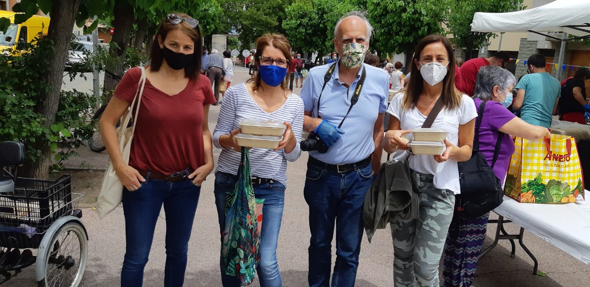 Fabiana Palmero (@fabianapalmero) on Twitter photo Dinar de les festes del barri de l'Horta Vermella (recollit i cap a casa). Segur que l'any que ve podrem compartir la taula també! <a href="/aj_vic/">Ajuntament de Vic</a> <a href="/AVHORTAVERMELLA/">AAVV HORTA VERMELLA</a> Dinar de les festes del barri de l'Horta Vermella (recollit i cap a casa). Segur que l'any que ve podrem compartir la taula també! <a href="/aj_vic/">Ajuntament de Vic</a> <a href="/AVHORTAVERMELLA/">AAVV HORTA VERMELLA</a>