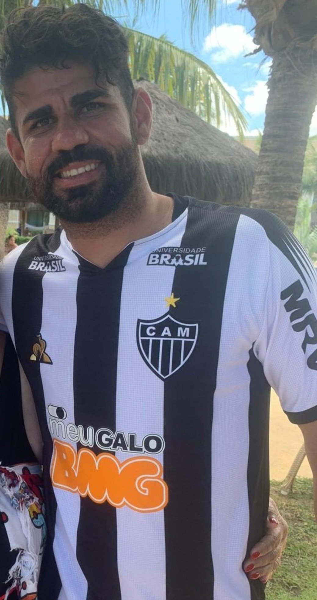Ja Joguei No Galo On Twitter O Jogador Diego Costa Com A Camisa Do Atletico Galo