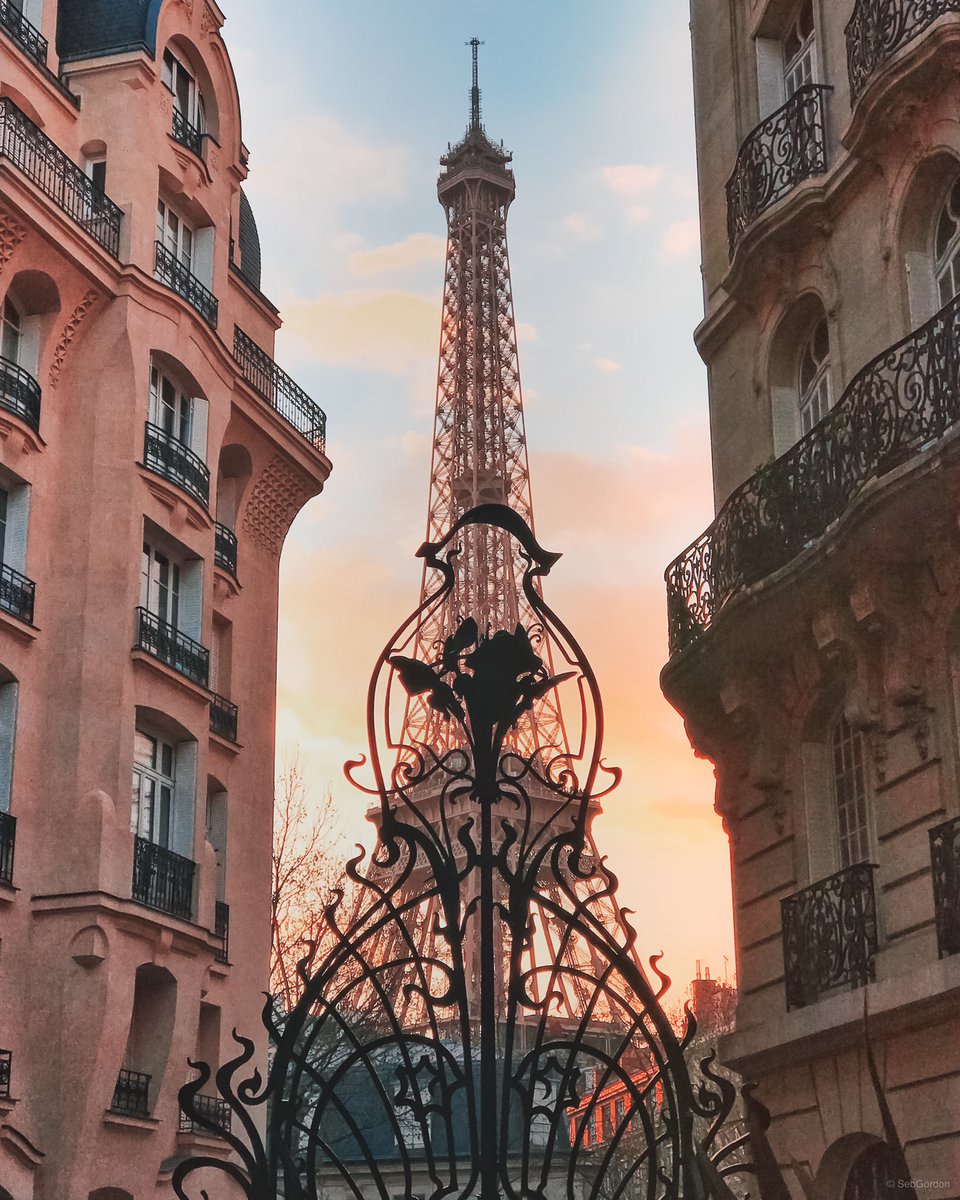 seb_gordon's tweet image. Lady Eiffel✨
#paris #shotoniphone #eiffelofficielle