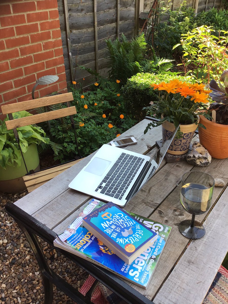 Watching The Black Prince in my shady garden and following the #BlackPrinceAlong conversation on Twitter. Love the Dr Who link!Perfect Sunday afternoon. Thanks <a href="/AncientHouseMus/">Ancient House Museum of Thetford Life</a> <a href="/SikhMuseum/">SikhMuseum</a> <a href="/essex_cdp/">Essex Cultural Diversity Project</a> <a href="/Taran3D/">Taran3D</a>