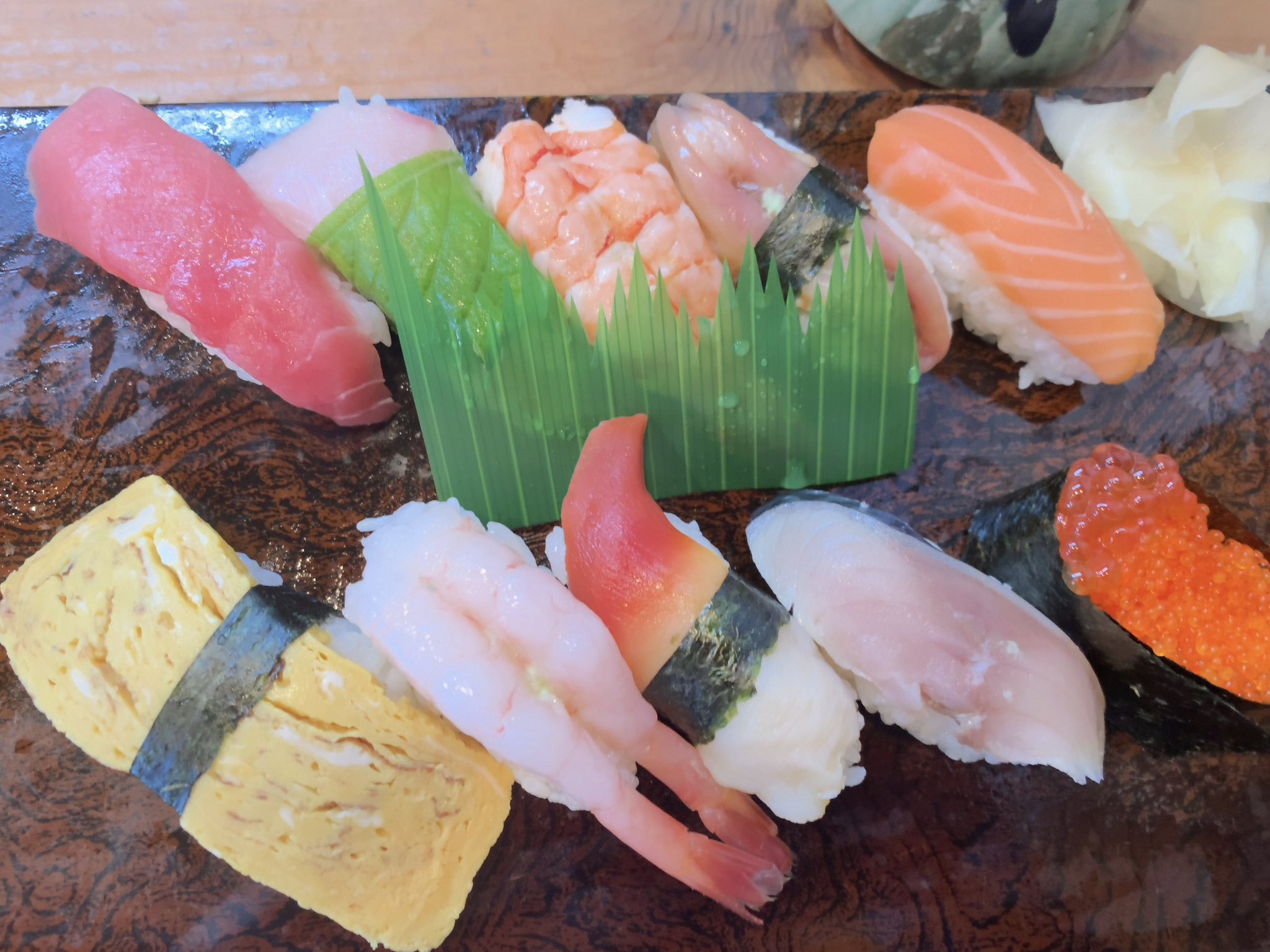 れもん プチ贅沢したいつくば民 新入生へ 桜の天丼屋 ふくすけ なら天丼が500円 春4の寿司屋 誠寿司 なら職人の握ったお寿司が1100円だぞ