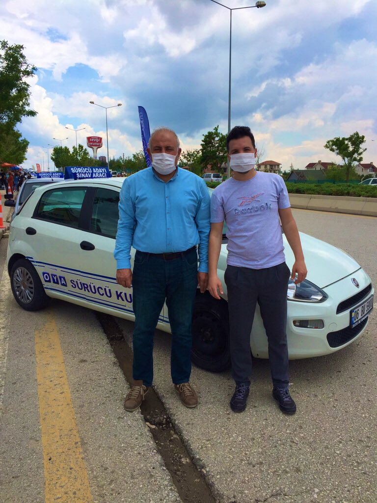 Yeni normalde ilk sınavımızı tüm önlemlerimizi alarak yaptık
Kursiyerlerimizi tebrik ediyoruz👏👏👏
 #pazar
#direksiyonsınavı
#ehliyet