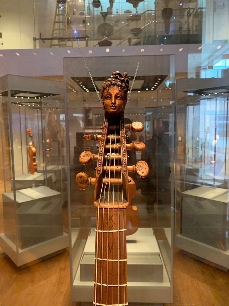 drdan_o's tweet photo. A trio of viols: tenor, bass and tenor (decoration from the bass viol) and the Messiah Stradivarius looking very shiny at @AshmoleanMuseum #MuseumsUnlocked https://t.co/vm8KqsxUT4