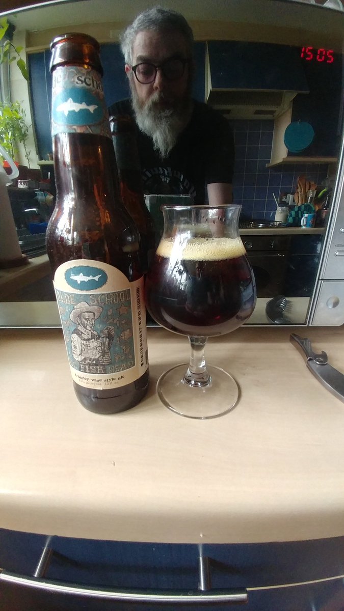 CAGarvie's tweet photo. Olde School. vintage 2007. this looks like a trade beer and another #lostbeer @ABVerageJoe recon i probably traded for this in about 2009 https://t.co/sNIv4YK1ZR