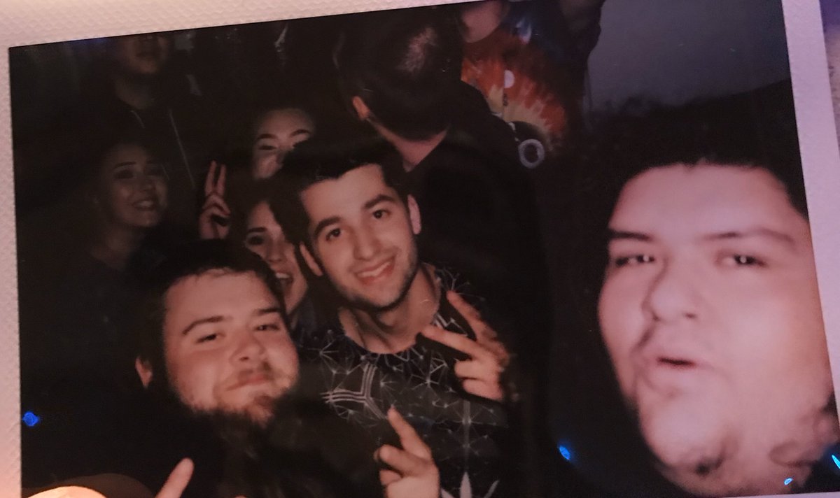 ccconnelly77's tweet photo. Happy birthday BIG DAWG🎊🎉🎊love ya brotha !! Hope today kicks ass for you.. #trifectaforlife #oldasfuck https://t.co/F4N5CYO3qI