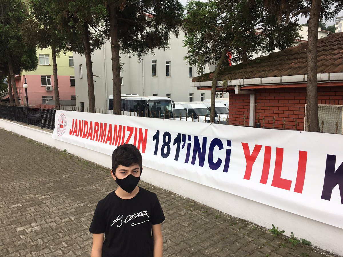 KRALFAYSAL1923's tweet photo. Yıl 2020 Covid 19 Pandemi Hatırası #Jandarma181yasında #AtakanHan https://t.co/nnRhYmHmux
