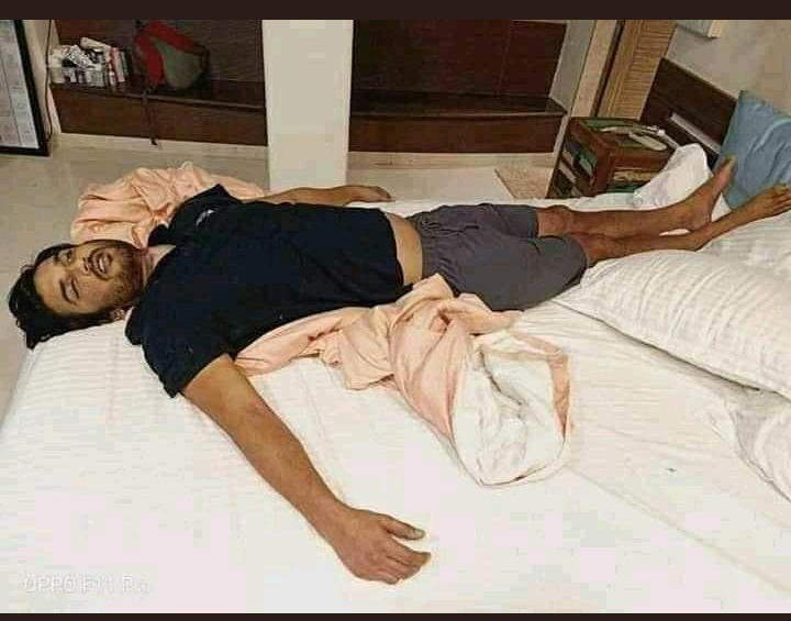 Savitasona21's tweet photo. #SushantSinghRajput I can't believe that we lost you.😥😥😥😓 https://t.co/LAN1d5G5FL