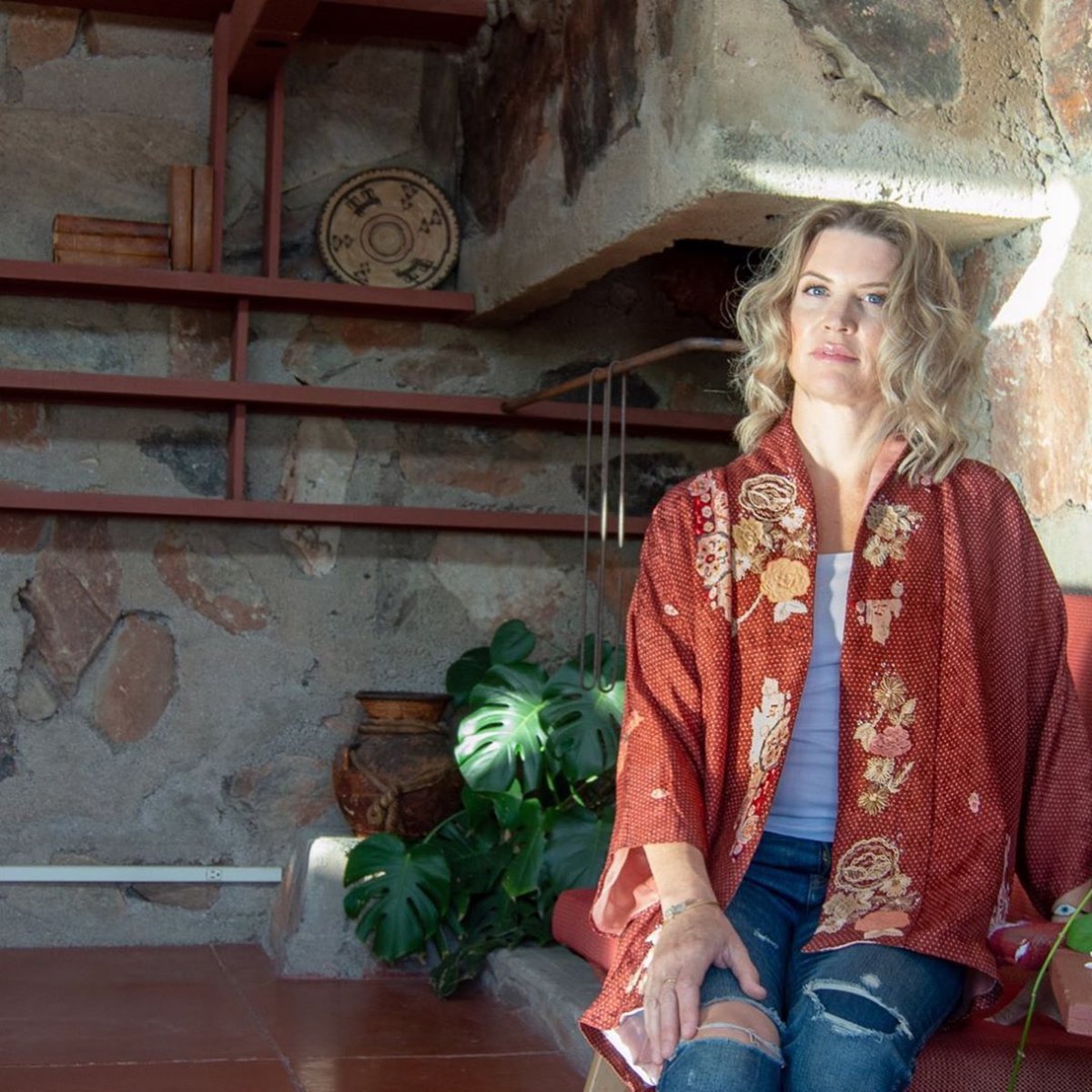 Heritage. Craftsmanship. Beauty. 🌹
@MarikoIchikawaNYC Kimonos are now available to shop in store.
#elizabethanthony