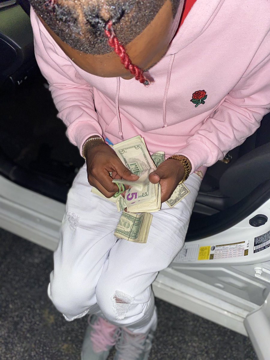 YbeKancer's tweet photo. I don’t do this lightly..YBE Real Heavy #ybe #ganggang #ybekancer #drip #eeewwwlll https://t.co/wQo4gK0xRw