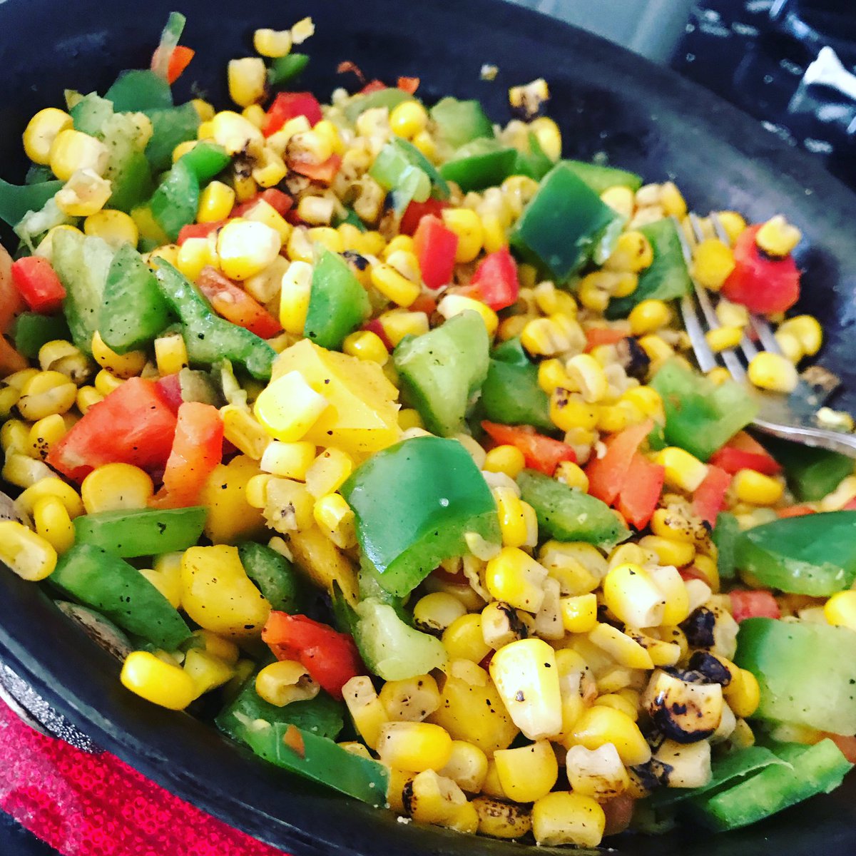 chiploverlou's tweet photo. A dinner all our @HCUAmerica friends would have been proud of!! Add https://t.co/KvbNnTYyyi and Dinner π₯ complete!! #lowprotein #fivestardining @sportssammy05 https://t.co/MZkkvS9qHv