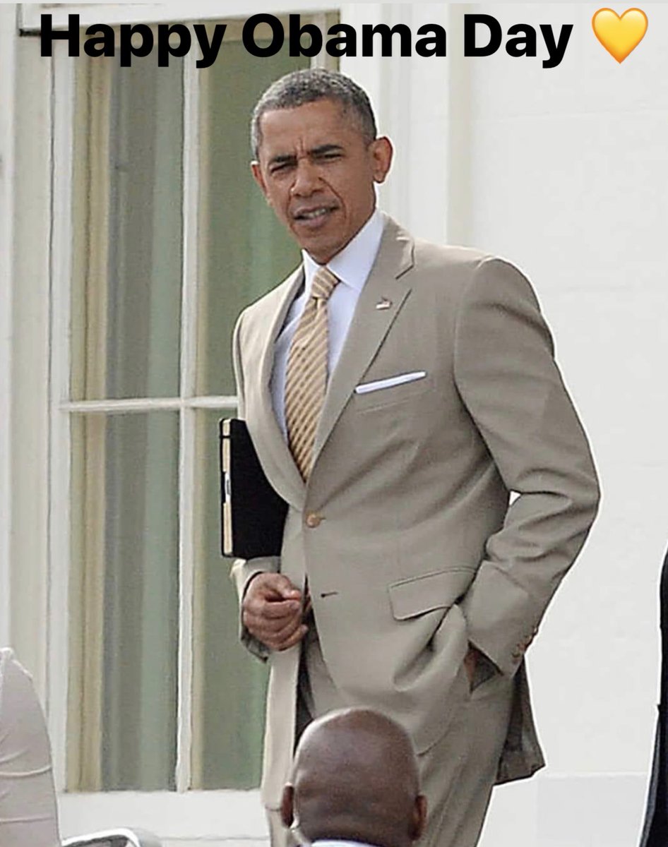 MommyOutnumber's tweet photo. Happy Obama Day everyone! #AllBirthdaysMatter #HappyObamaDay2020 https://t.co/trj6WD7Cg8