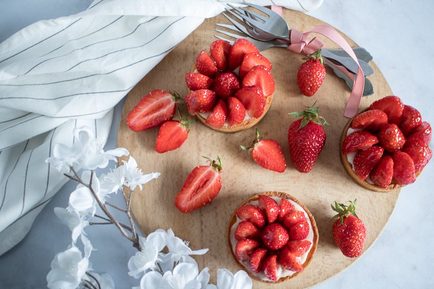 cofooders's tweet image. #Recette via ⁦@Patachoup⁩ Tartelettes aux fraises 👉pate-a-choup.com/2020/06/tartel… #tartelette #fraise #food #fruit #yummy #patisserie #bon #mondaymotivation