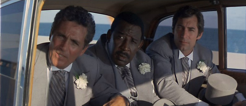 JamesBondAUS's tweet image. 'Licence to Kill' (1989)

📅 Monday, 15 June, 2020
⏰ 10:20 PM (AEST) 
📺 @FoxtelMovies Greats

#LicencetoKill | #TimothyDalton | #CareyLowell | #BenicioDelToro | #BondontheBox | #JamesBond